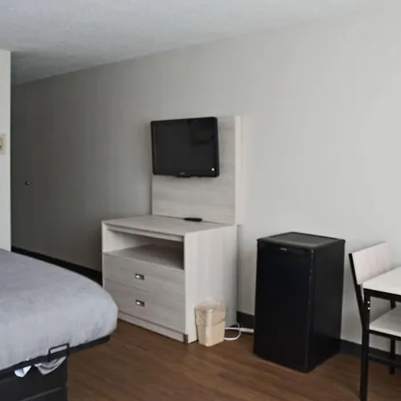 Quality Inn & Suites Syracuse - Carrier Circle-2